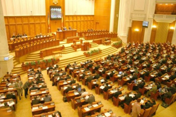 Aviz negativ pentru referendumul lui Băsescu
